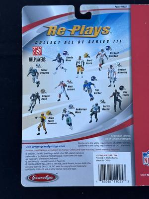 GRACELYN TOYS RE PLAYS COLLECTIBLE FIGURES RAY LEWIS AND VINCE YOUNG