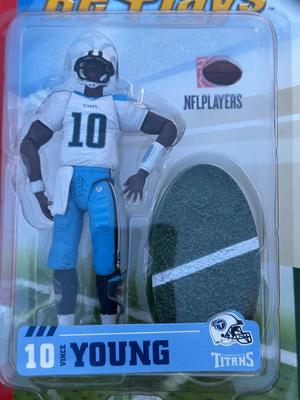 GRACELYN TOYS RE PLAYS COLLECTIBLE FIGURES RAY LEWIS AND VINCE YOUNG
