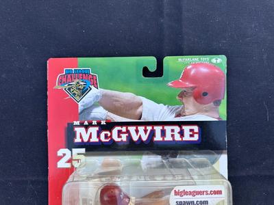 McFARLANE - BIG LEAGUE CHALLENGE “MARK McGWIRE” ACTION FIGURE
