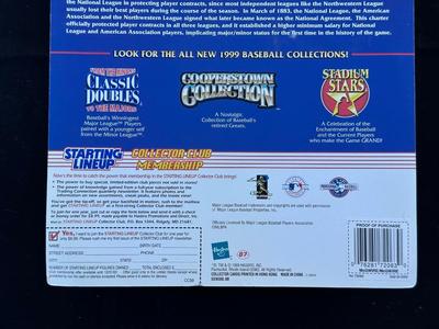 STARTING LINEUP CLASSIC DOUBLES FROM THE MINORS TO THE MAJORS “MARK McGWIRE” ACTION FIGURES