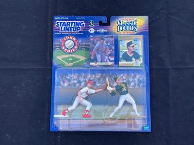 STARTING LINEUP CLASSIC DOUBLES FROM THE MINORS TO THE MAJORS “MARK McGWIRE” ACTION FIGURES
