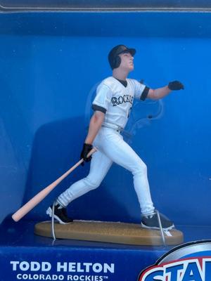 STARTING LINEUP 2 CLASSIC DOUBLES “TODD HELTON & MARK McGWIRE” ACTION FIGURES