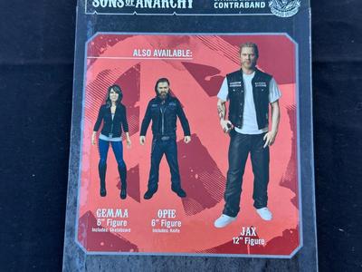 MEZCO TOYZ - SONS OF ANARCHY “JAX” ACTION FIGURE
