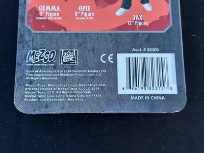 MEZCO TOYZ - SONS OF ANARCHY “JAX” ACTION FIGURE