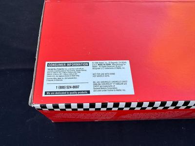 HOT WHEELS COLLECTIBLES LIMITED EDITION 40th ANNIVERSARY ‘57 CHEVY 4-CAR SET