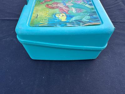 VINTAGE THERMOS “THE LITTLE MERMAID” PLASTIC LUNCH BOX WITH THERMOS BOTTLE