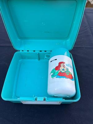 VINTAGE THERMOS “THE LITTLE MERMAID” PLASTIC LUNCH BOX WITH THERMOS BOTTLE