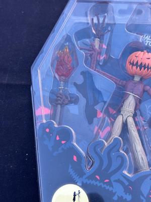 TIM BURTONS “THE NIGHTMARE BEFORE CHRISTMAS” PUMPKIN KING ACTION FIGURE