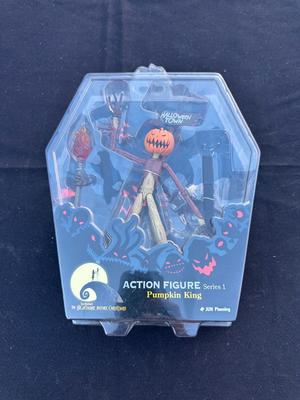 TIM BURTONS “THE NIGHTMARE BEFORE CHRISTMAS” PUMPKIN KING ACTION FIGURE