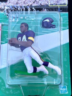 1999 FOOTBALL 2000 STARTING LINEUP “RANDY MOSS” ACTION FIGURE