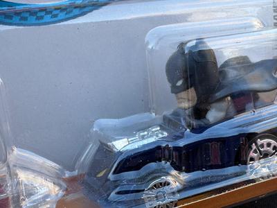 HOT WHEELS DC’s "WONDER WOMAN" AND "BATMAN" EXCLUSIVE