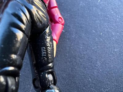 STAR TREK "CAPTAIN PICARD" ACTION FIGURE