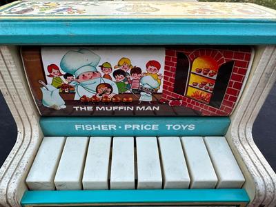 VINTAGE FISHER-PRICE CHANGE-A-TUNE PIANO TOY