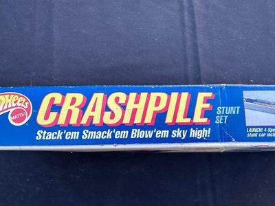 MISCELLANEOUS HOT WHEELS AND CRASHPILE STUNT SET