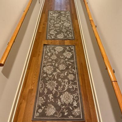 H431 Pair Of Westwood Non-Skid Area Rugs