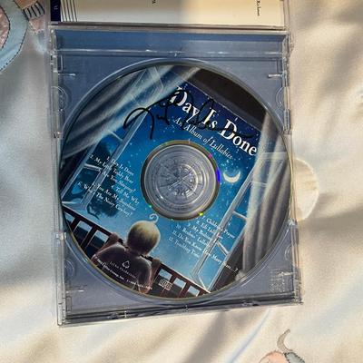 M449 Vintage Sumersault Baby Blanket & Lullaby CD Signed Lucas Richman