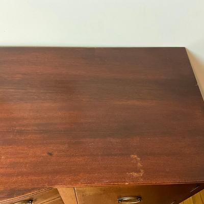 L463 Vintage Tomlinson of High Point Mahogany Federal Style Sideboard