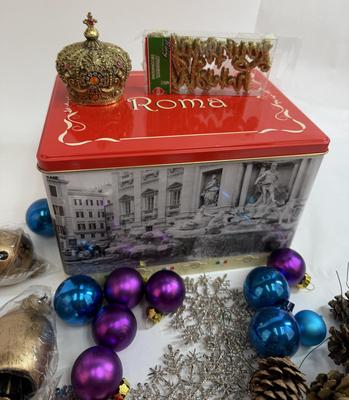 Sale Photo Thumbnail #244: Tin with Rome artwork and sculpture images, ornaments, and more.  See photos for what's included.