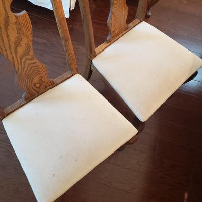 LOT 110: Dining Table with Six Matching Chairs