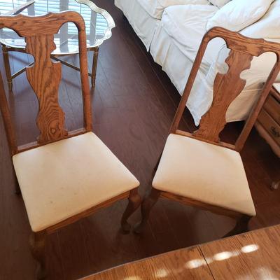 LOT 110: Dining Table with Six Matching Chairs