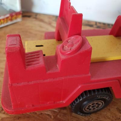 LOT 123: Vintage Tonka Fire Truck in Nylint Box (Not original to Truck)