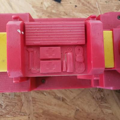 LOT 123: Vintage Tonka Fire Truck in Nylint Box (Not original to Truck)