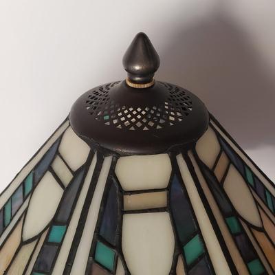 LOT 131: Stained Glass Tiffany Style Table Lamp