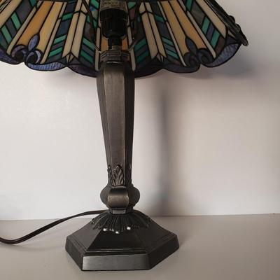 LOT 131: Stained Glass Tiffany Style Table Lamp