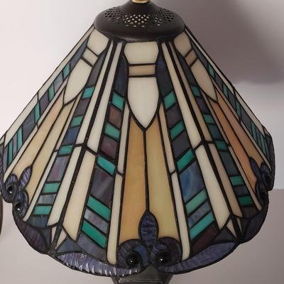 LOT 131: Stained Glass Tiffany Style Table Lamp