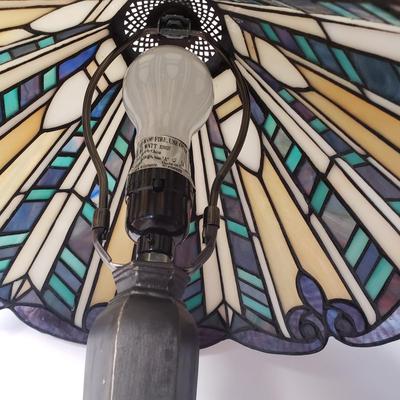 LOT 131: Stained Glass Tiffany Style Table Lamp