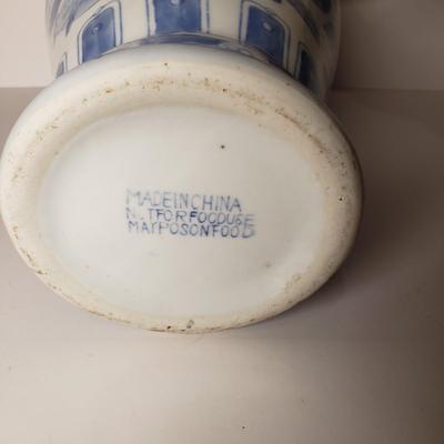 LOT 200: Chinoiserie Blue & White Fishbowl Planter & Vase