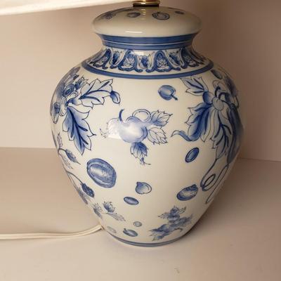 LOT 201: Asian Themed Decor-Table Lamp & Decorative Bowls
