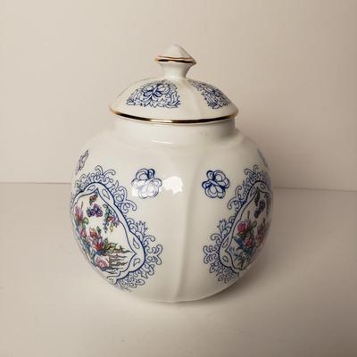 LOT 207: Home Decor Assortment-Lenox, Blue Trellis Temple Jar, Photo Albums & More