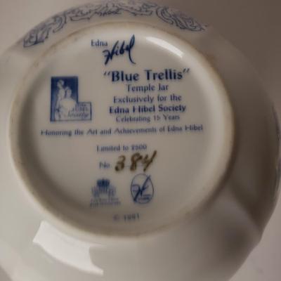 LOT 207: Home Decor Assortment-Lenox, Blue Trellis Temple Jar, Photo Albums & More