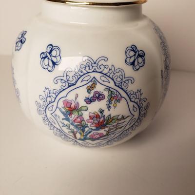 LOT 207: Home Decor Assortment-Lenox, Blue Trellis Temple Jar, Photo Albums & More