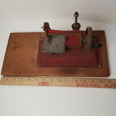 LOT 208: Vintage Miniature Toy Sewing Machine