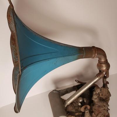 LOT 210: Antique Puck Style Cylinder Phonograph with Cast Metal Lady Base & Morning Glory Style Horn