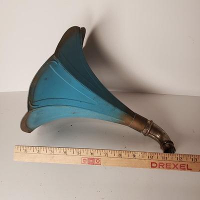 LOT 210: Antique Puck Style Cylinder Phonograph with Cast Metal Lady Base & Morning Glory Style Horn