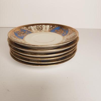 LOT 211: Vintage Noritake China Tea Set & Floral Plates