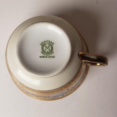 LOT 211: Vintage Noritake China Tea Set & Floral Plates