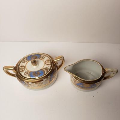 LOT 211: Vintage Noritake China Tea Set & Floral Plates