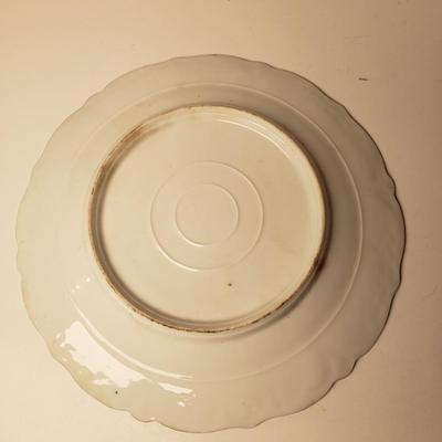 LOT 211: Vintage Noritake China Tea Set & Floral Plates