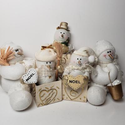 LOT 212: Winter Decor-Lenox Trinket Box, Snowbabies, Snow Buddies, Dept 56, Coca Cola Tins & More