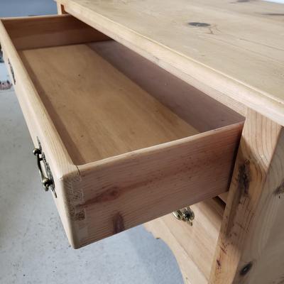 LOT 226: Vintage Queen Anne Style Dresser with Carved Fan Design