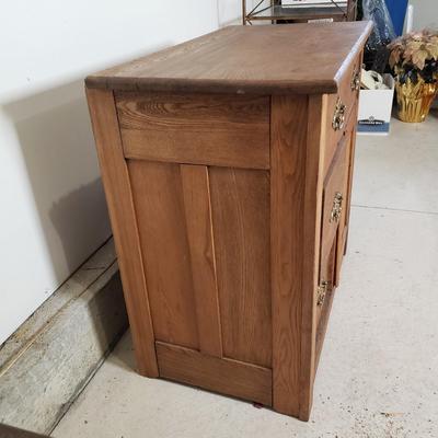 LOT 227: Antique Wooden Washstand