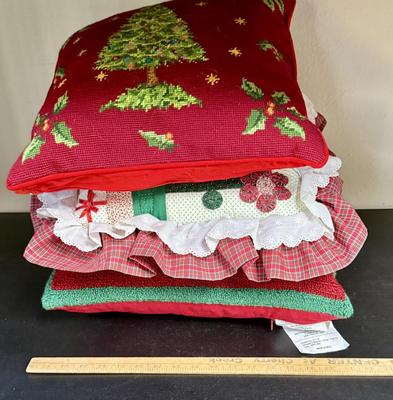 Sale Photo Thumbnail #8: In very good preowned condition.