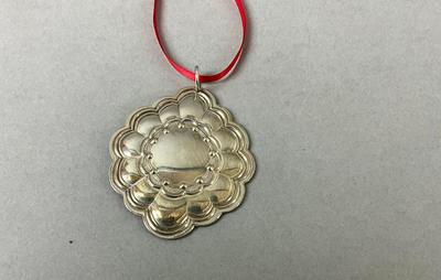 K477 Towle 1984 Sterling Hawthorne Ornament