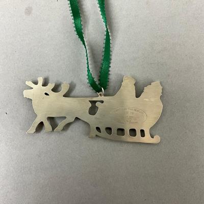 K479 Gorham Sterling "Santa In The Sleigh" 1979 Ornament