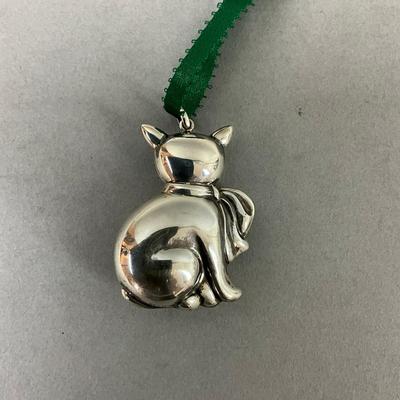 K483 R.M. Trush Sterling 1977 Cat Ornament