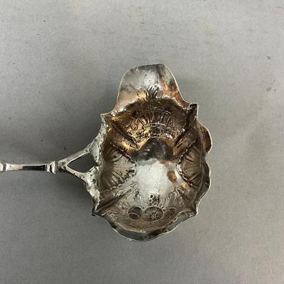 K496 Antique English Repoussé Sterling Silver Punch Ladle with Wood Handle